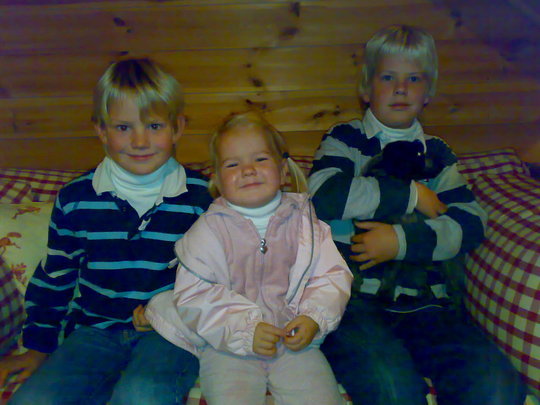 Ulrik, Pernille og Didrik med Zu.